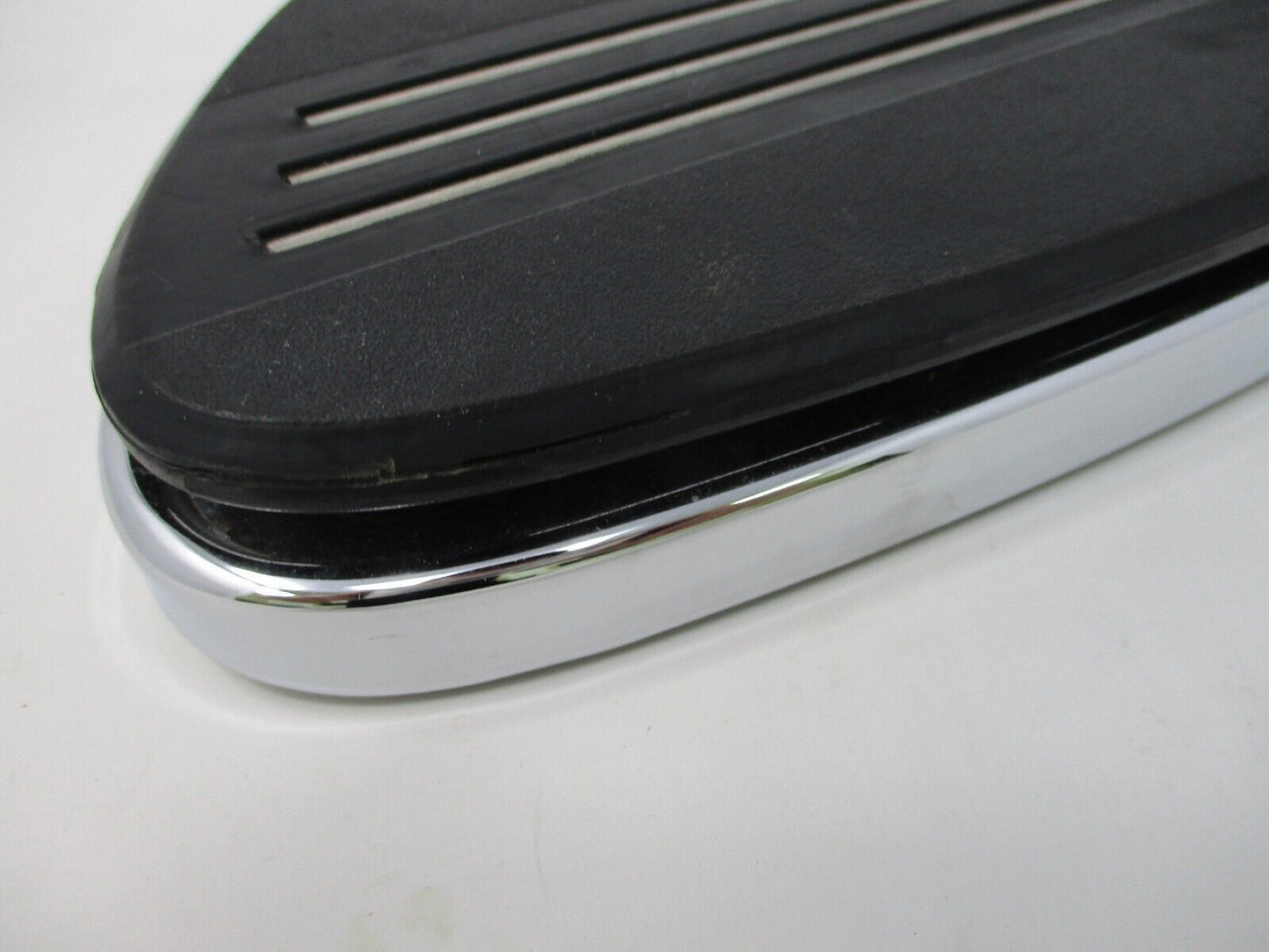 Harley Davidson OEM Streamliner Passenger Floorboard Set 50500215