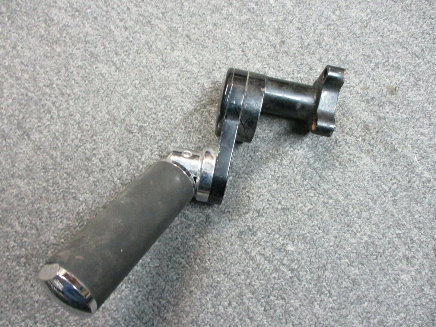 Jay Brake Left Forward Control Foot Peg and Mount FLHT/FLHX/FLTR/Trike 09-12