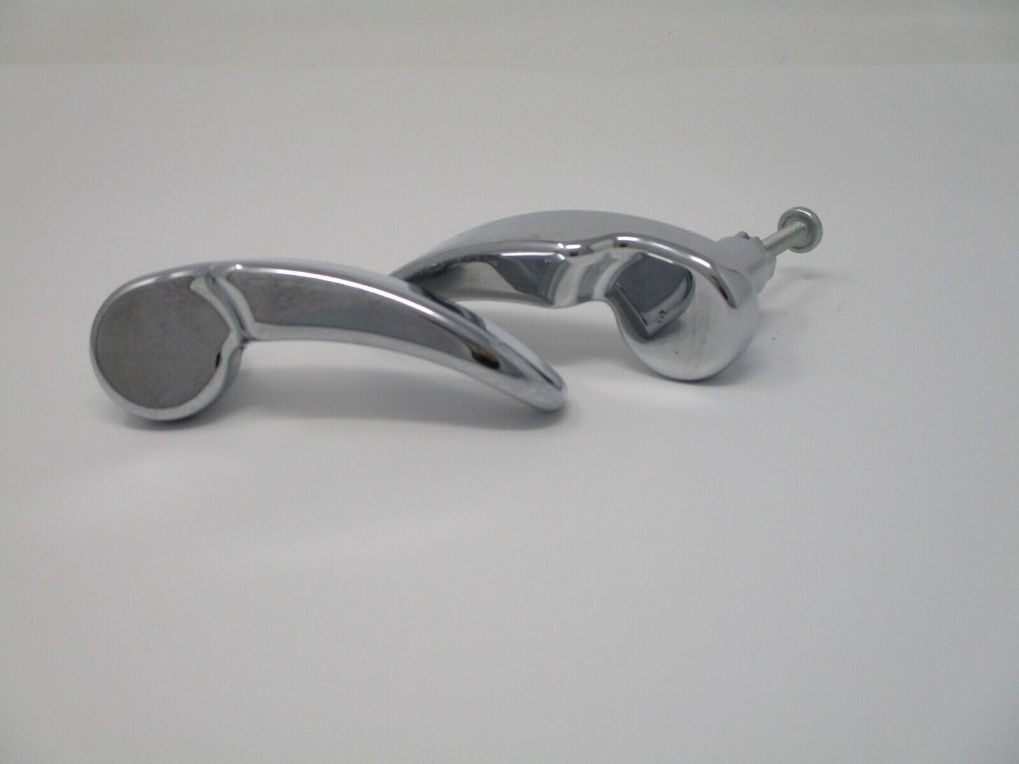 Harley Davidson OEM Left and Right Chrome Saddlebag Latches 90200903+90200902