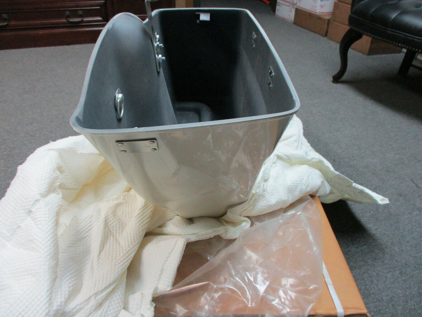 Harley Davidson OEM 1985 FLHTP Left Police Saddlebag Britch White 90613-85AV