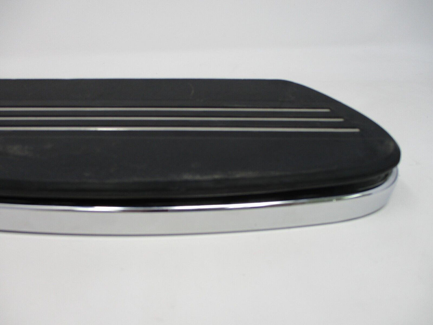 Harley Davidson OEM Streamliner Passenger Floorboard Set 50500215