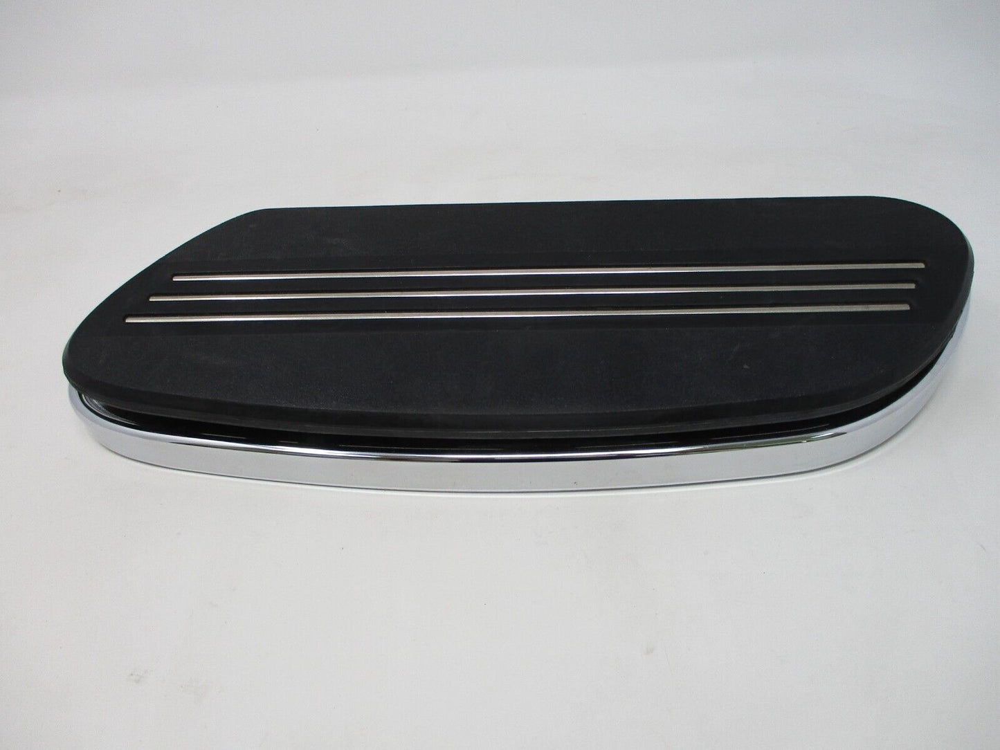 Harley Davidson OEM Streamliner Passenger Floorboard Set 50500215