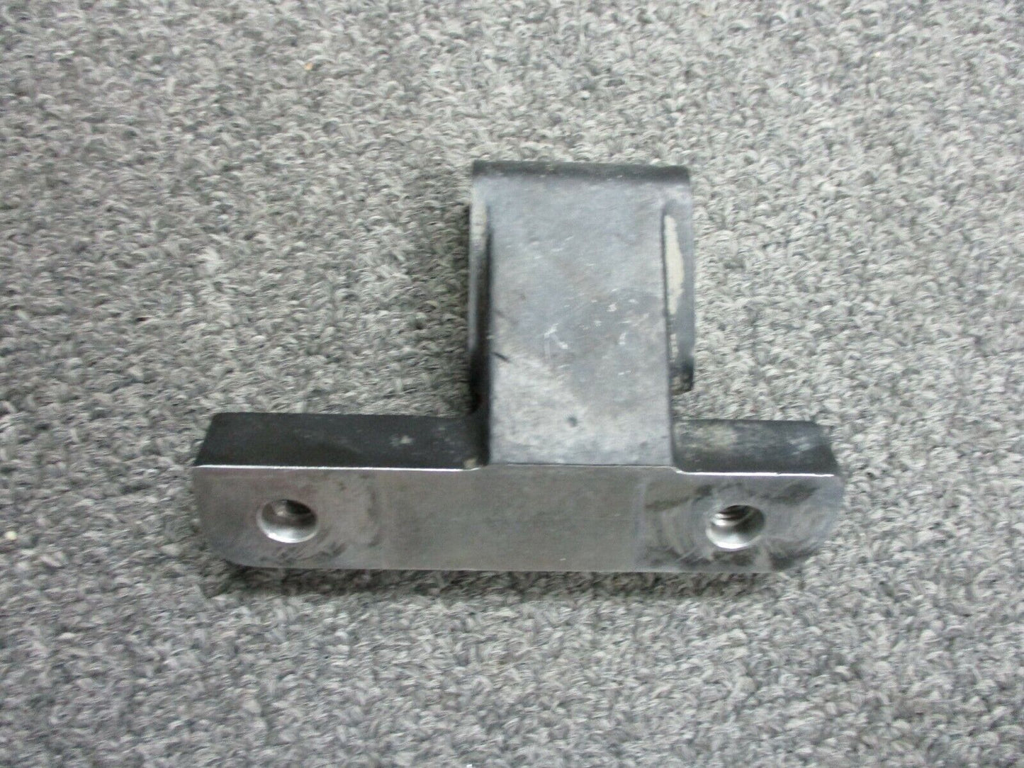 Harley Davidson OEM Dyna Front Engine Mount Bracket 47226-06