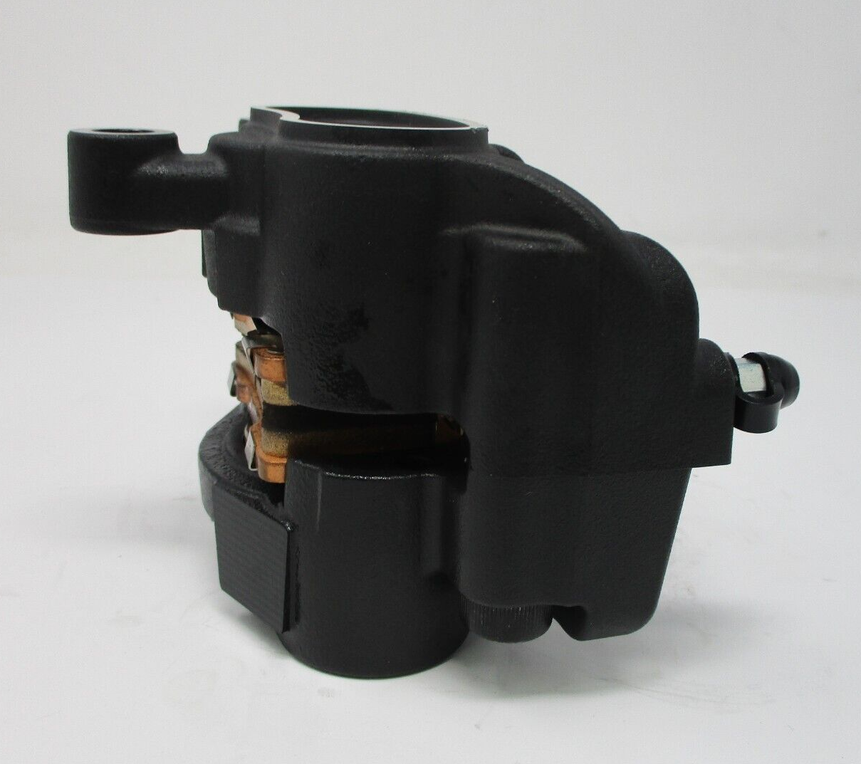 Harley-Davidson  Rear Brake  Caliper Assembly Fits '14-later XL 41300039