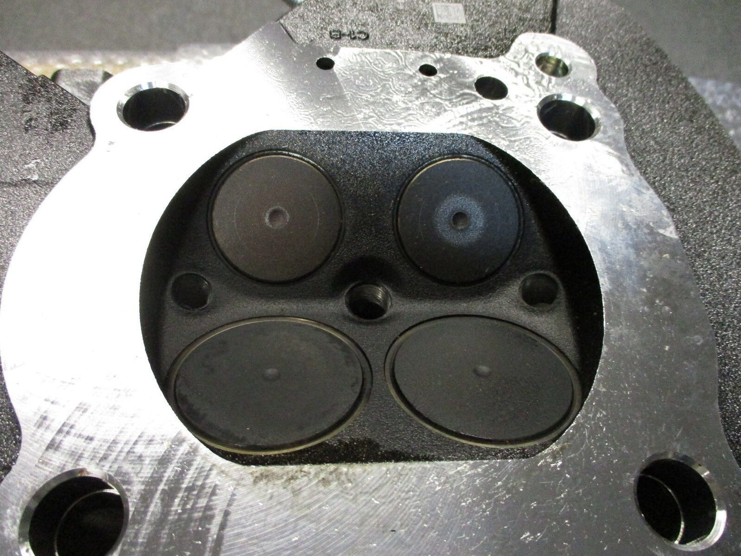 Harley Davidson M8 FLHXSE CVO Front Engine Cylinder Head Water Cooled 16500500