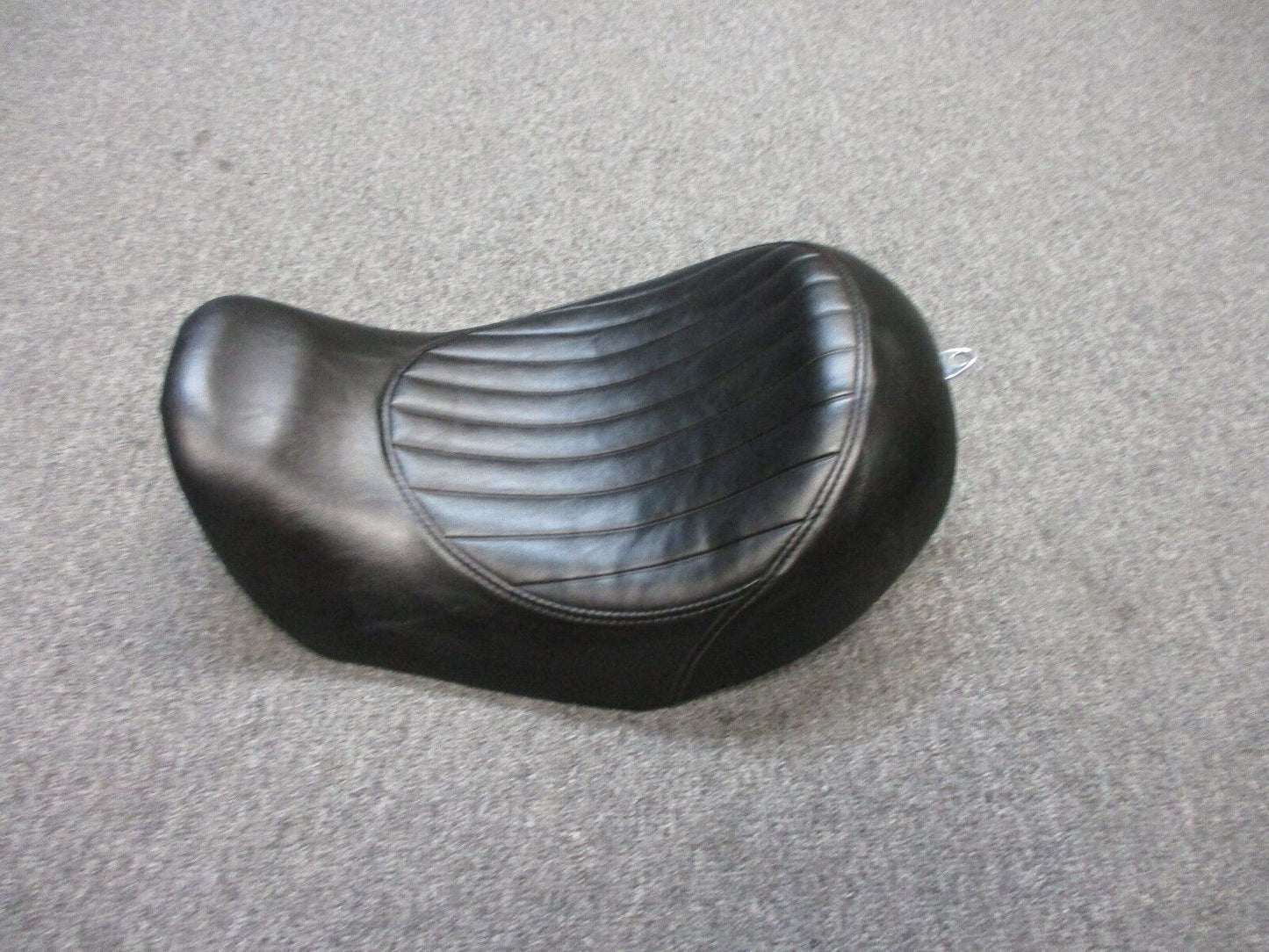 Harley Davidson OEM Dyna Seat 08