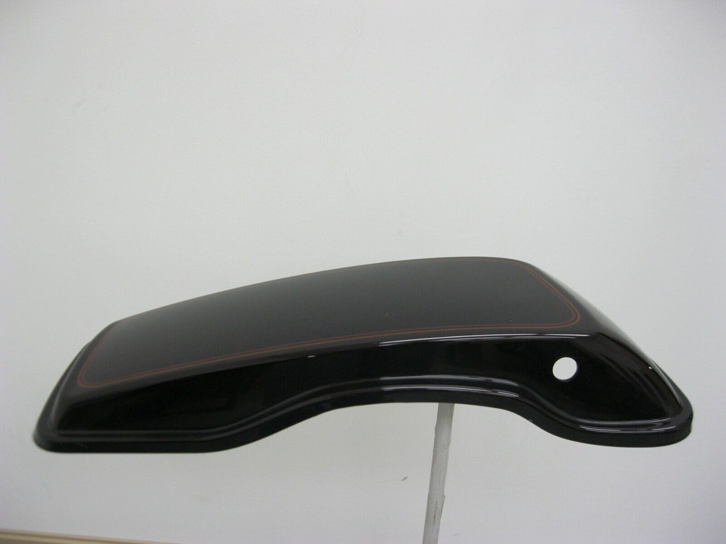 Harley-Davidson OEM Left Saddlebag Lid Burgundy with Detail 90200413 2014-Later