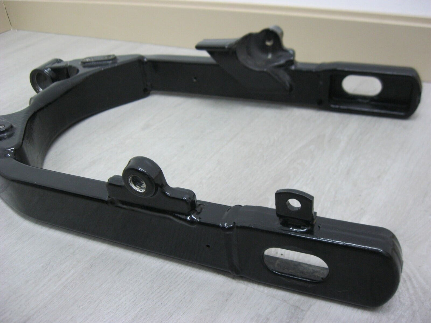 Harley Davidson OEM Black Swing Arm 48458-10