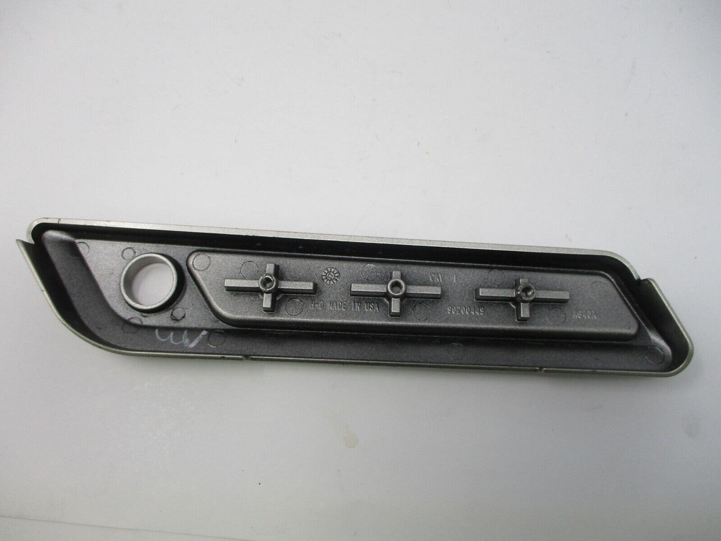 Harley Davidson OEM Right Saddlebag Latch Cover 2014-Later 90200449