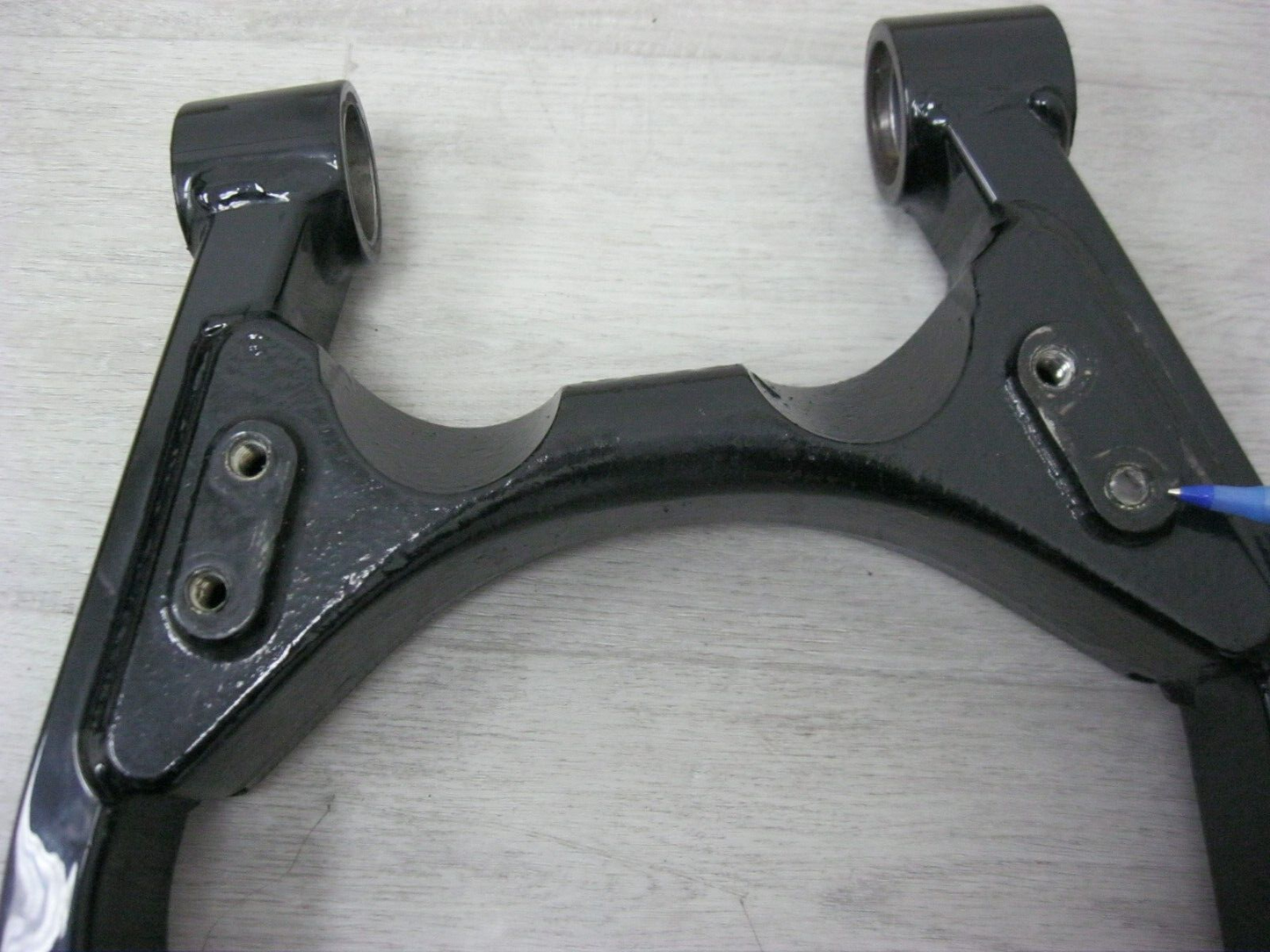 Harley Davidson OEM Black Swing Arm 48458-10