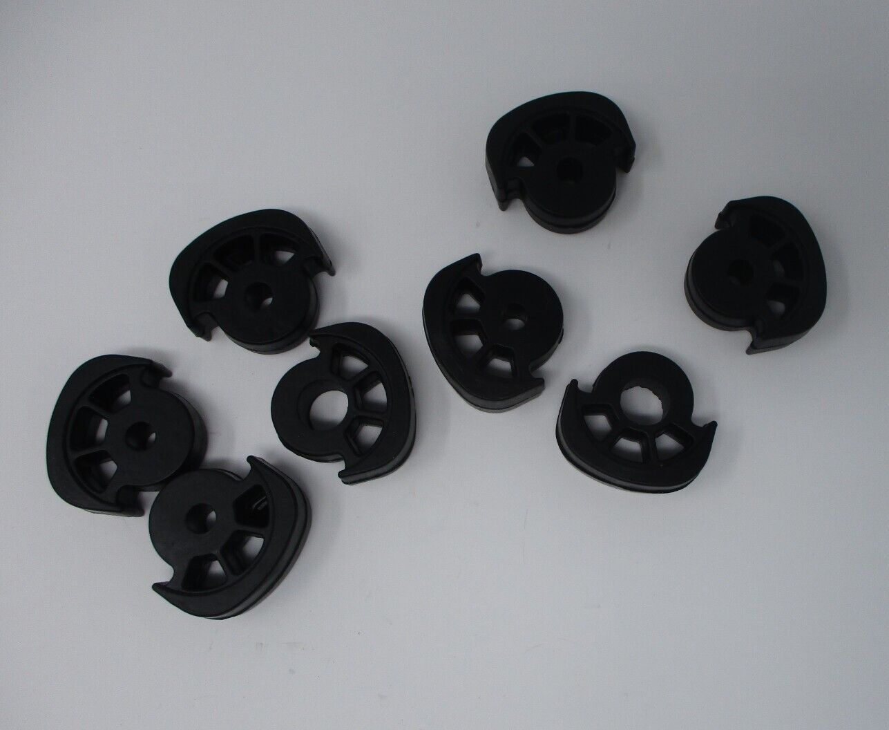 Kuryakyn 8010 ISO Peg Replacement Rubber Pads Set