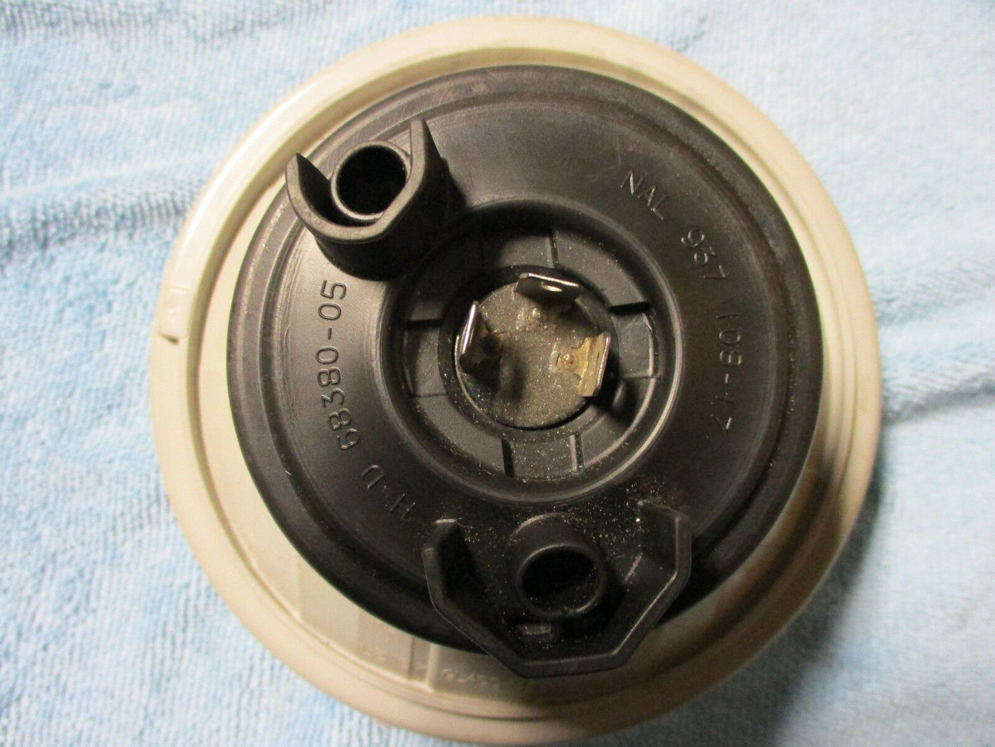 HARLEY-DAVIDSON USED HEAD LIGHT LAMP ASSEMBLY 68297-05 WITH BULB AND RUBBER BOOT