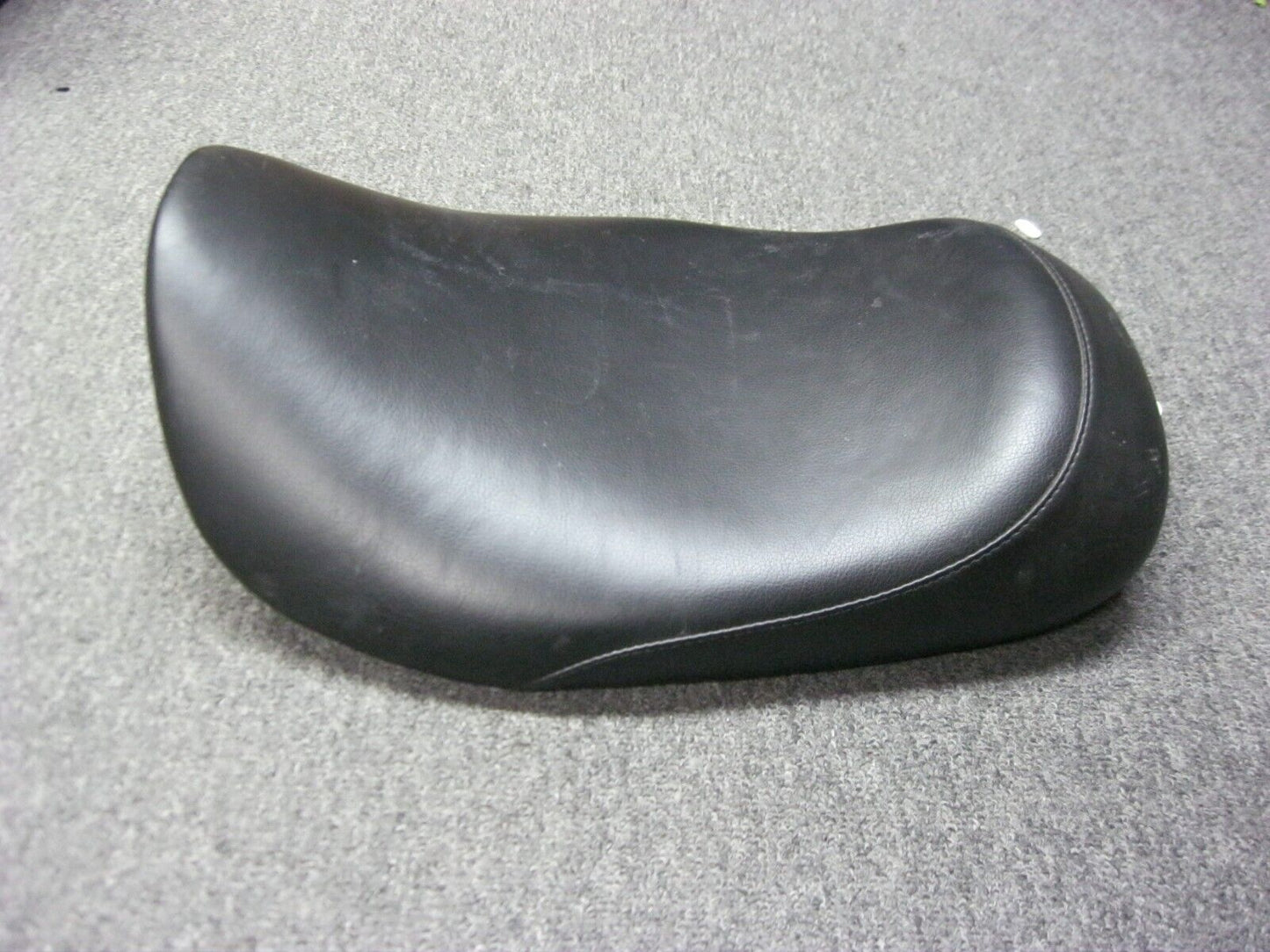 Harley Davidson OEM Dyna Seat Model Fitment Unknown
