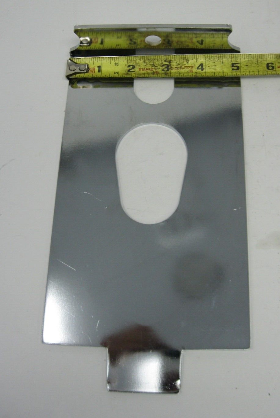Harley-Davidson  Chrome Bar Shield Decorative Display Stand