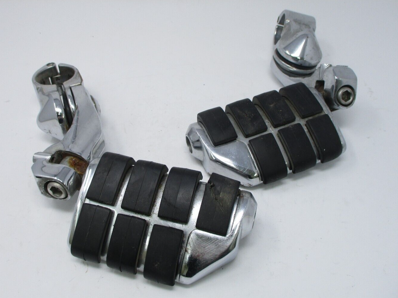 KURYAKYN Dually ISO Pegs and  1.25'' Clamps PFX1151