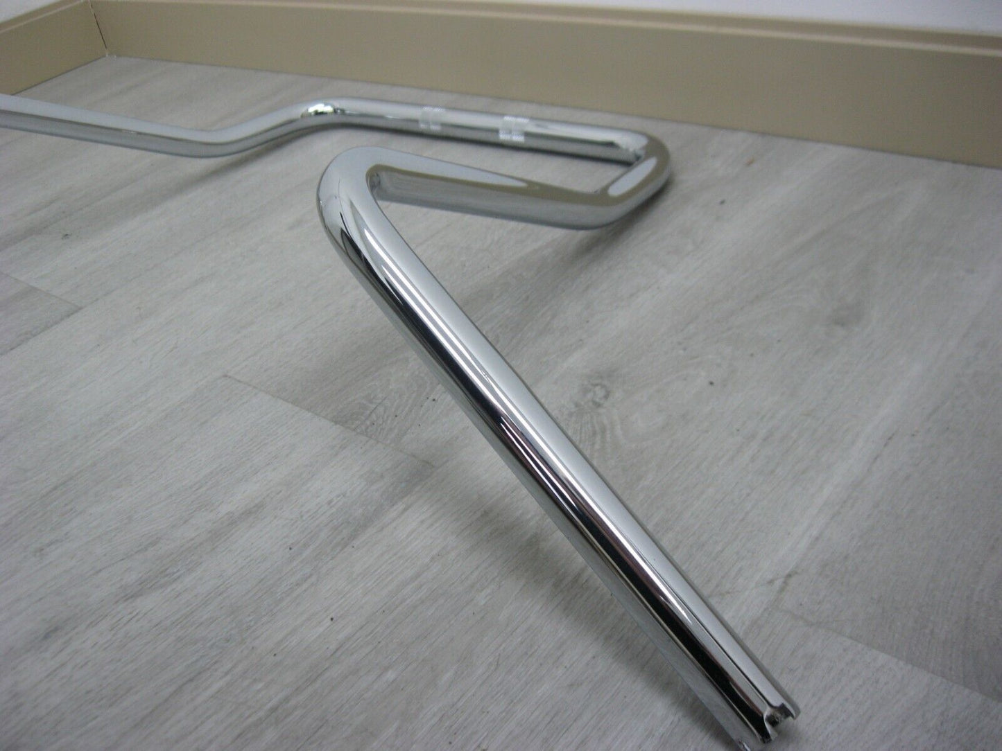 Drag Specialties OEM 1'' Ape Hanger TBW Handlebar 17'' Chrome 0601-1639