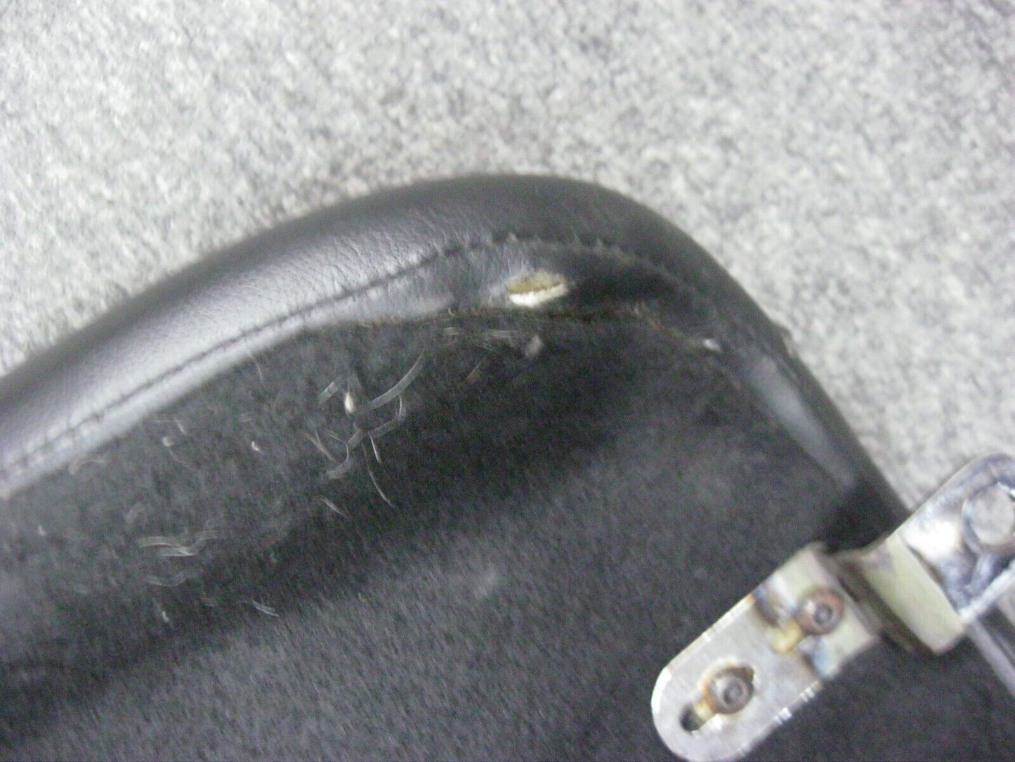 Harley Davidson OEM Dyna Seat Model Fitment Unknown