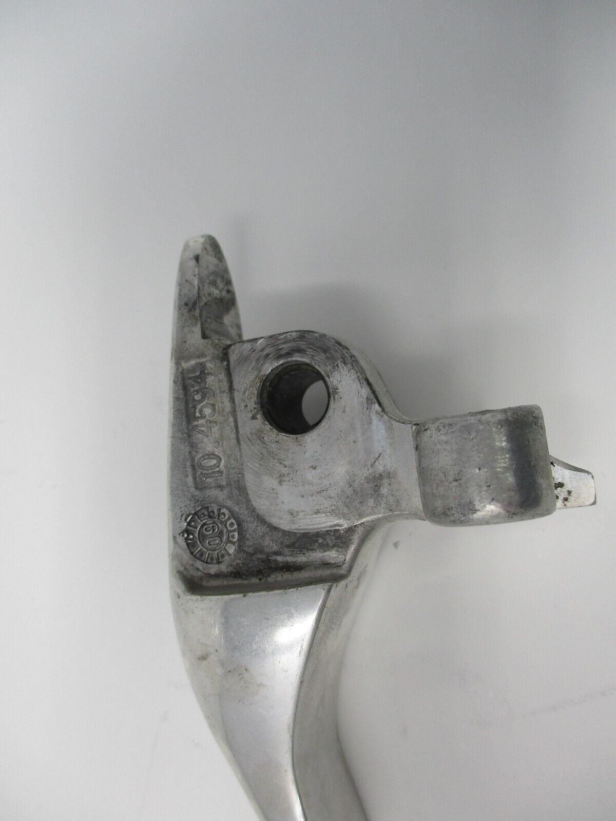 Harley-Davidson OEM '08-later Front Brake Lever 42859-06B