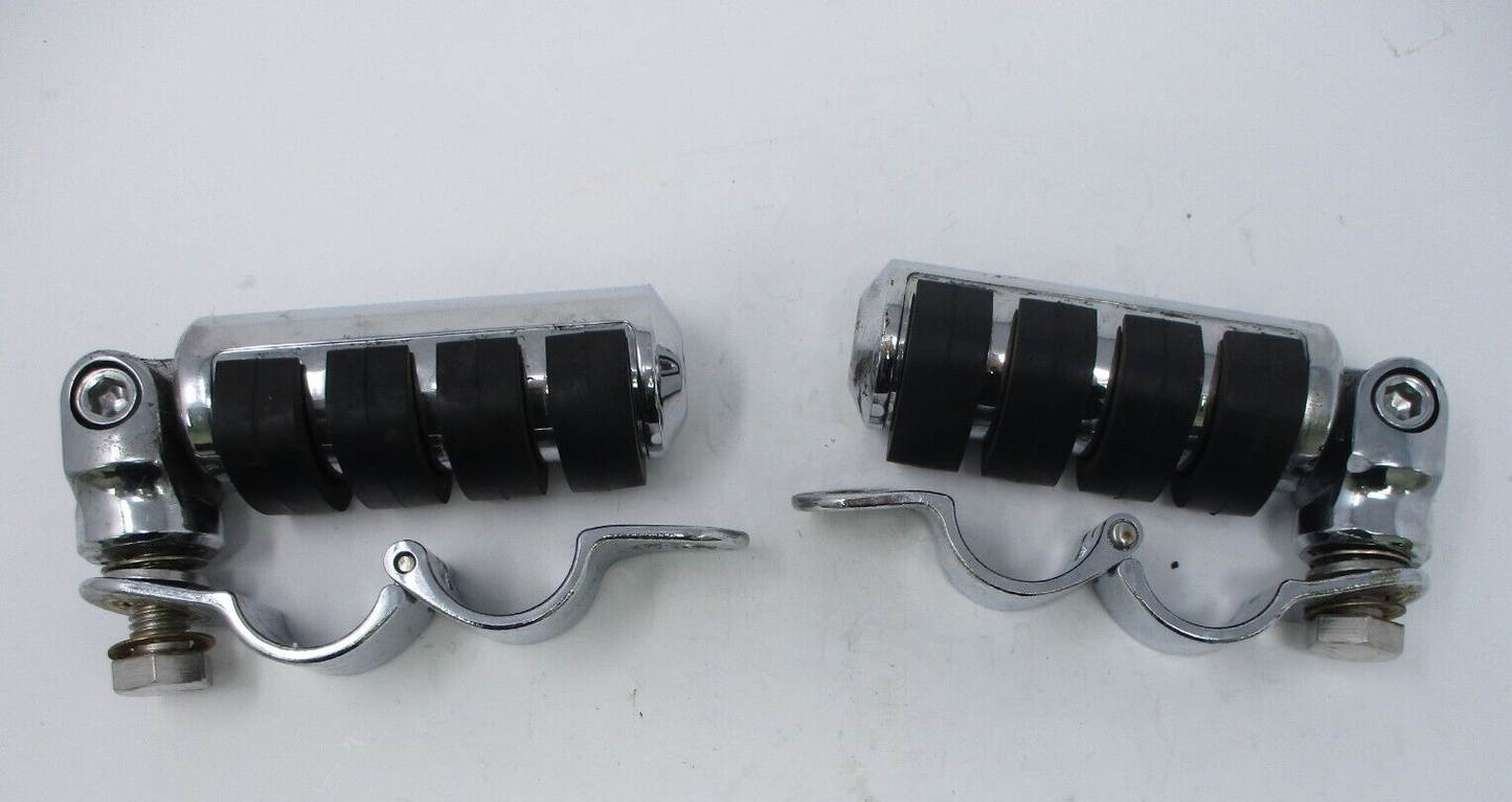 KURYAKYN ISO Pegs with 1  1/4'' Magnum Quick Clamps  DS-241103