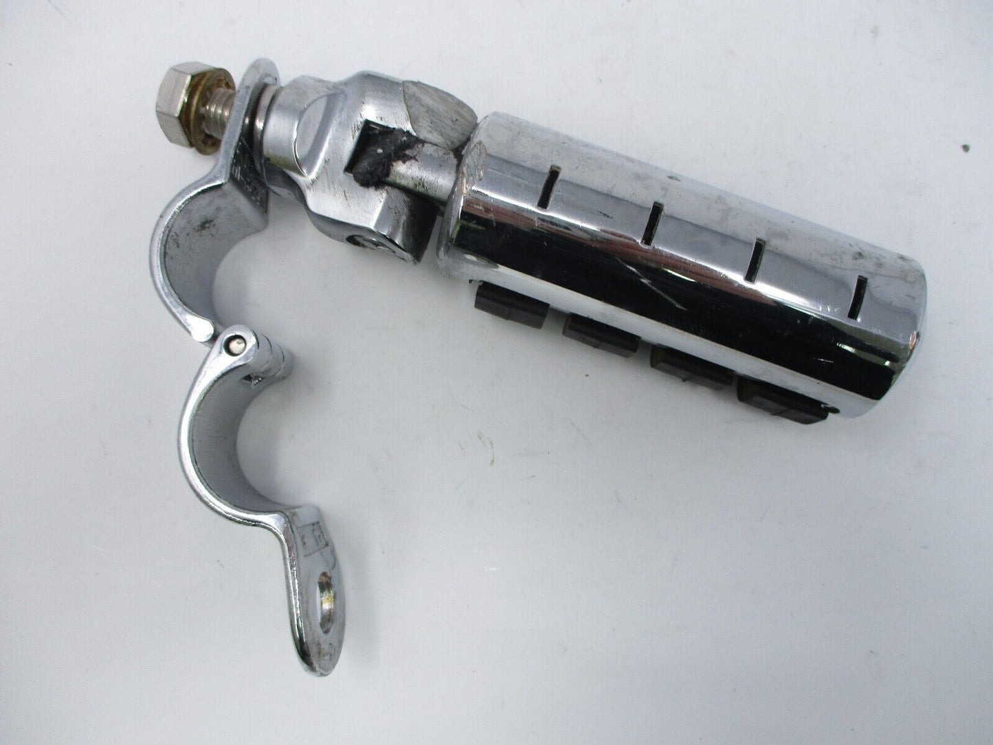 KURYAKYN ISO Pegs with 1  1/4'' Magnum Quick Clamps  DS-241103