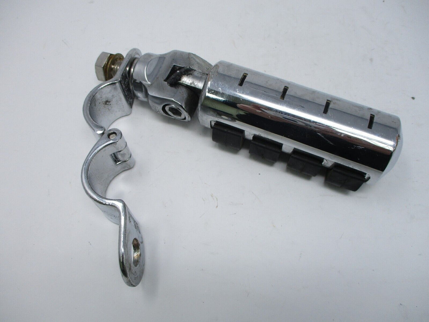 KURYAKYN ISO Pegs with 1  1/4'' Magnum Quick Clamps  DS-241103