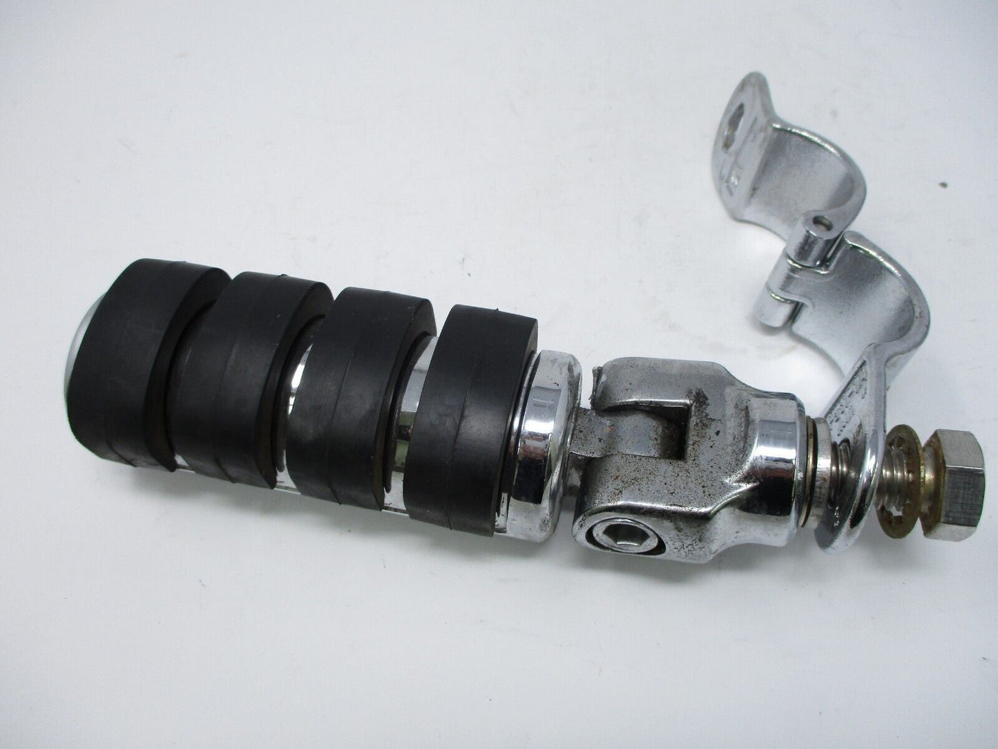 KURYAKYN ISO Pegs with 1  1/4'' Magnum Quick Clamps  DS-241103