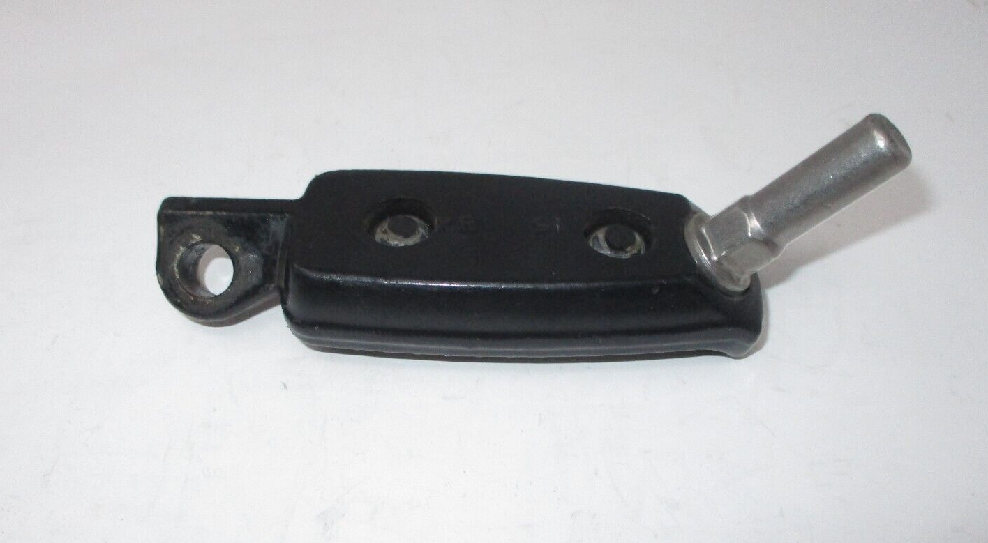 Harley-Davidson XL1200 Sportster Right Side  Front Footrest Footpeg 33134-07CAZ