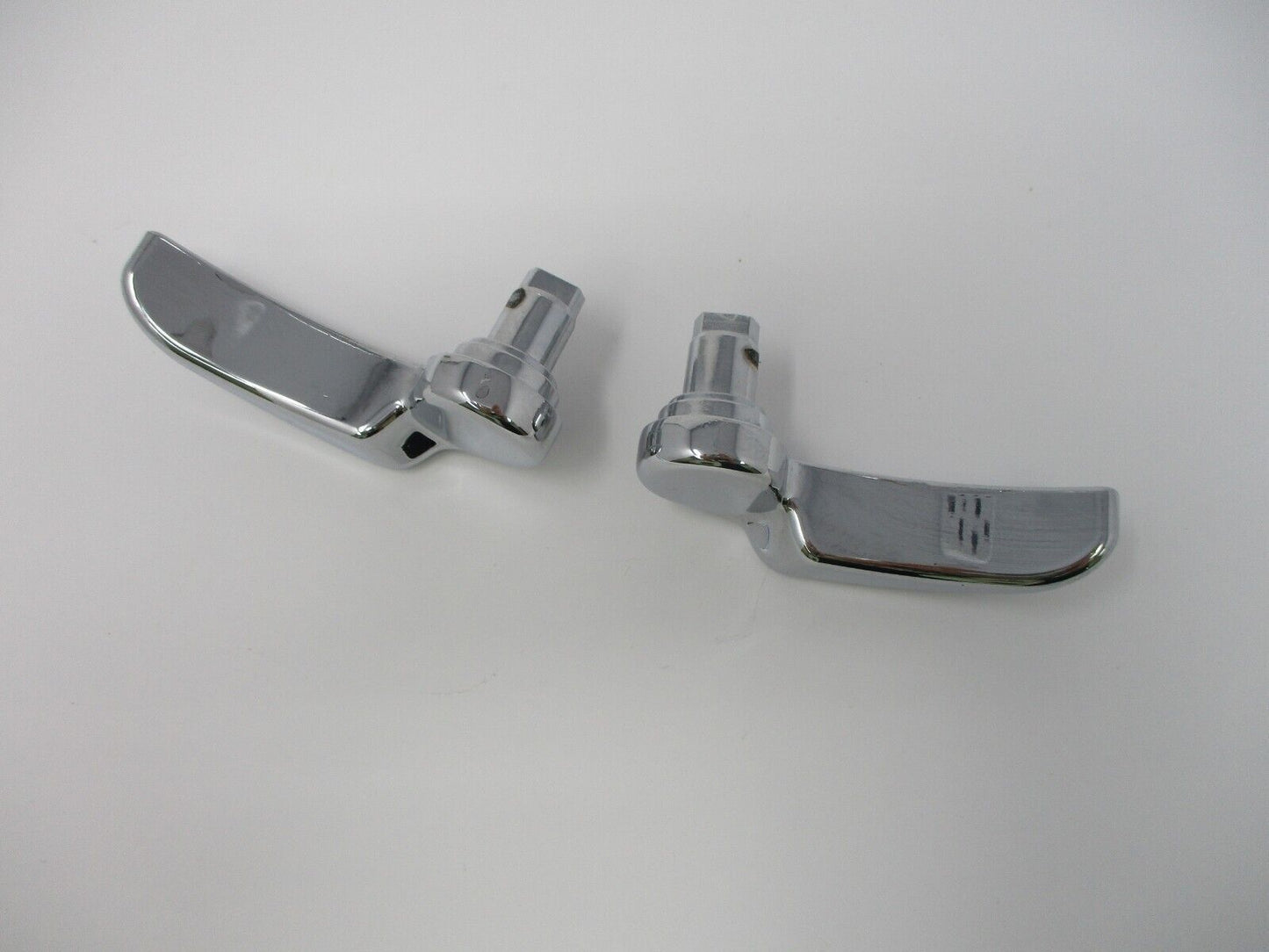 Harley Davidson OEM Left and Right Chrome Saddlebag Latches 90200903+90200902