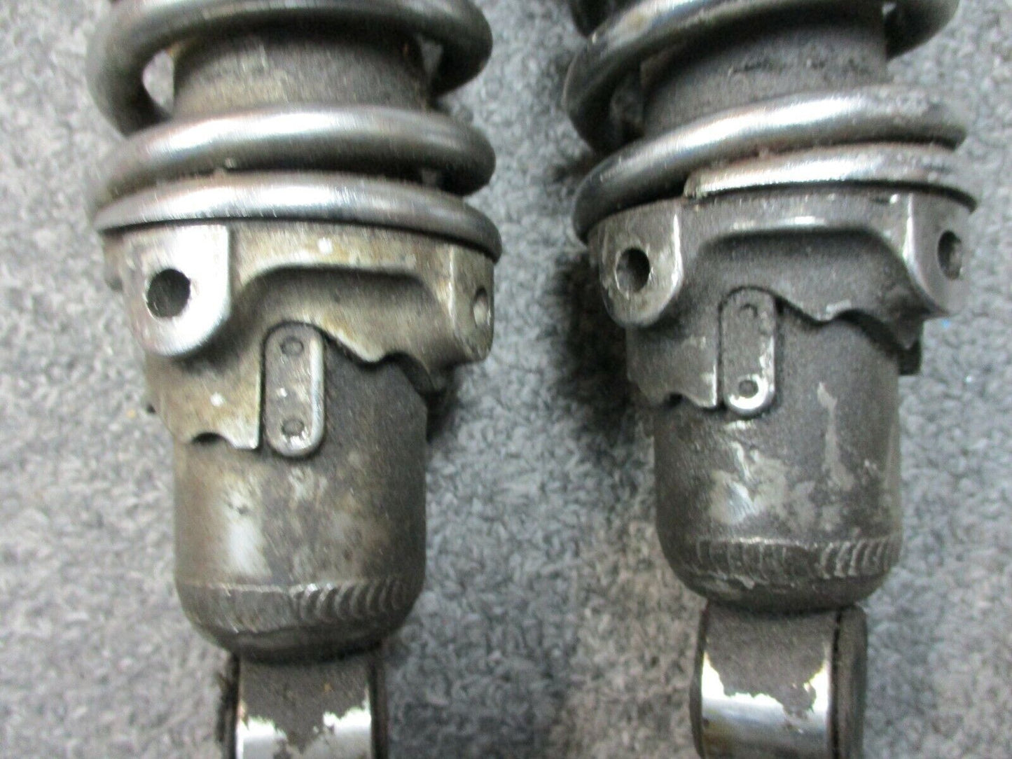 Harley Davidson OEM Shocks DYNA/XL Specific Model Fitment Unknown