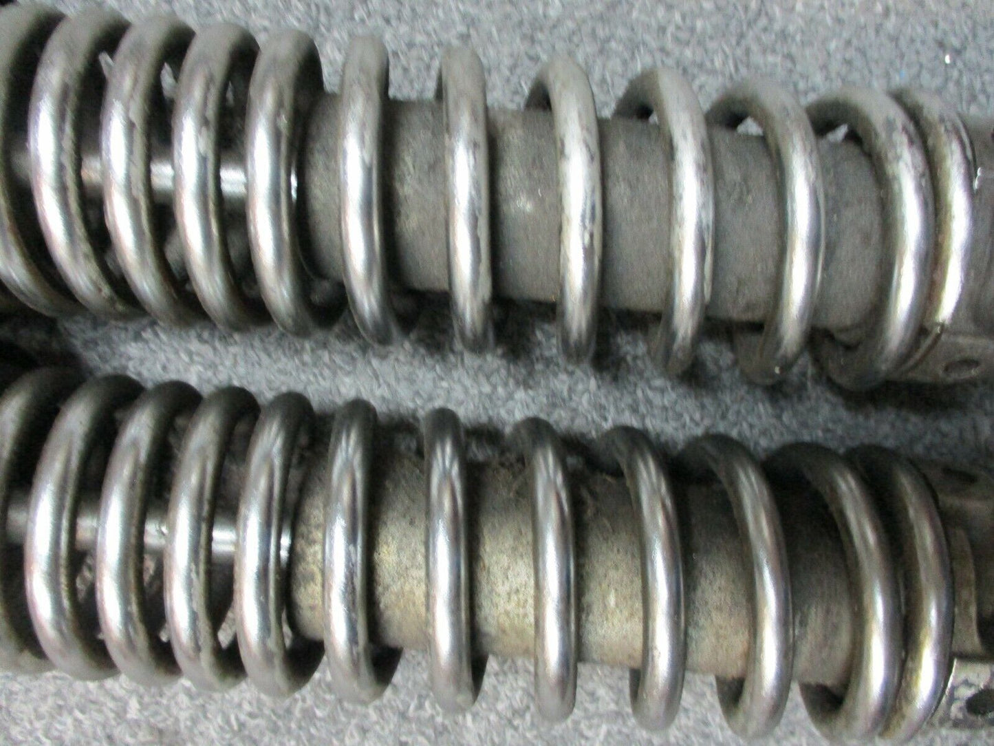 Harley Davidson OEM Shocks DYNA/XL Specific Model Fitment Unknown