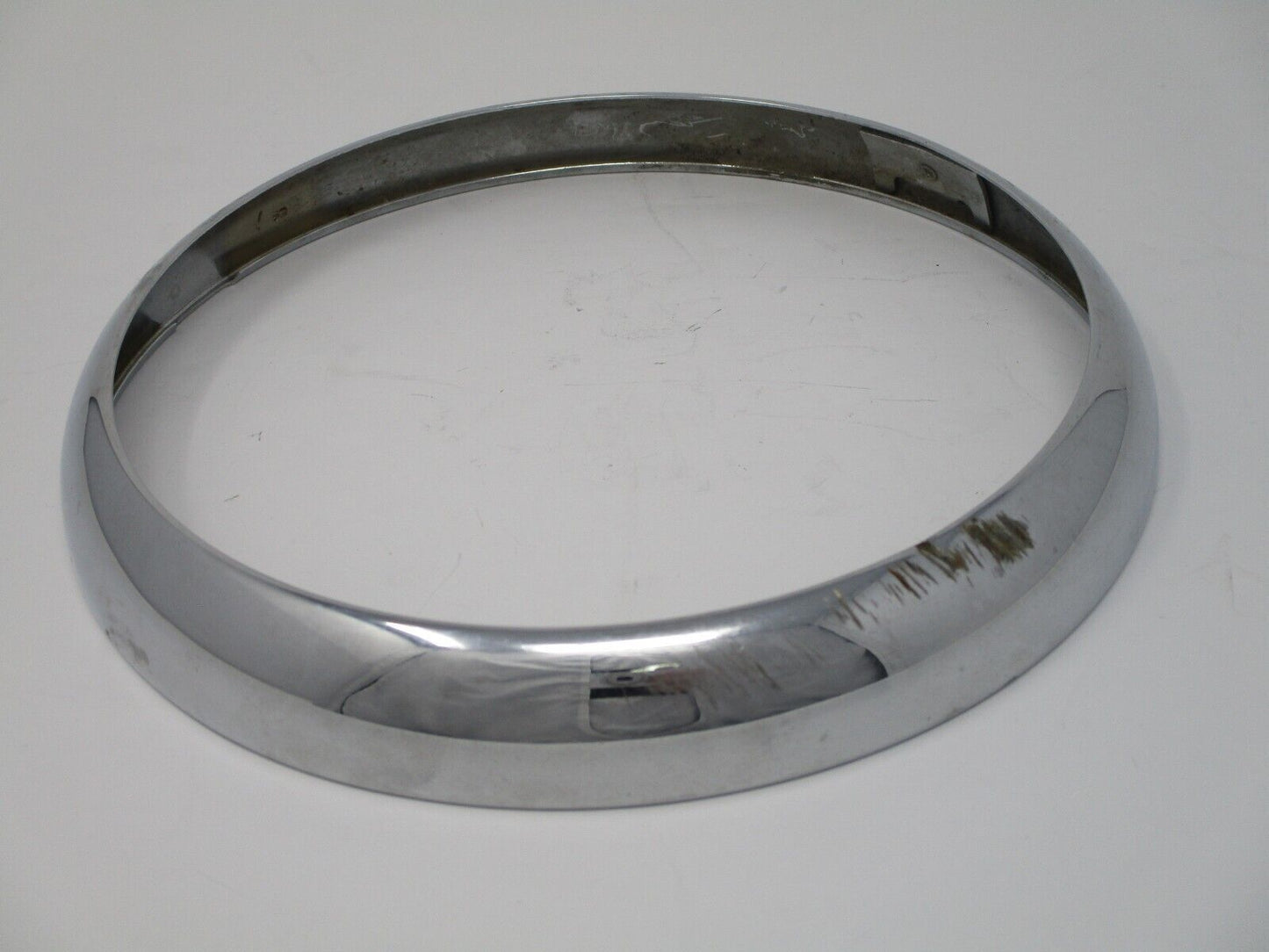 Harley-Davidson OEM 06-13 FL Chrome Headlamp Trim 67712-83A Damaged