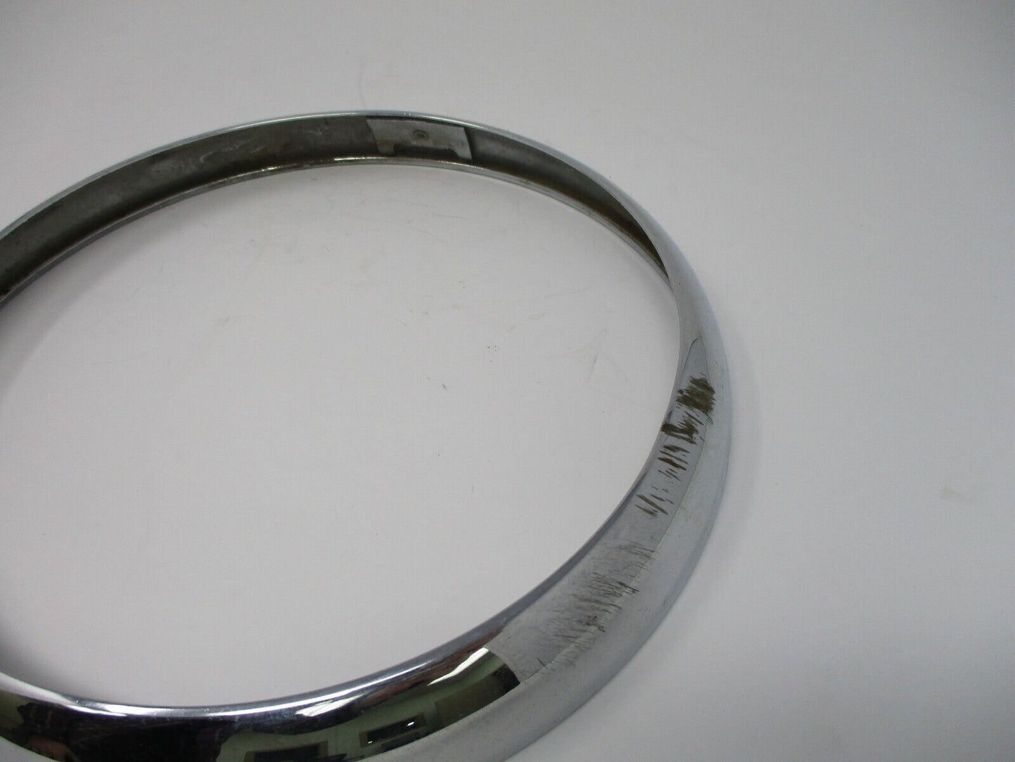 Harley-Davidson OEM 06-13 FL Chrome Headlamp Trim 67712-83A Damaged