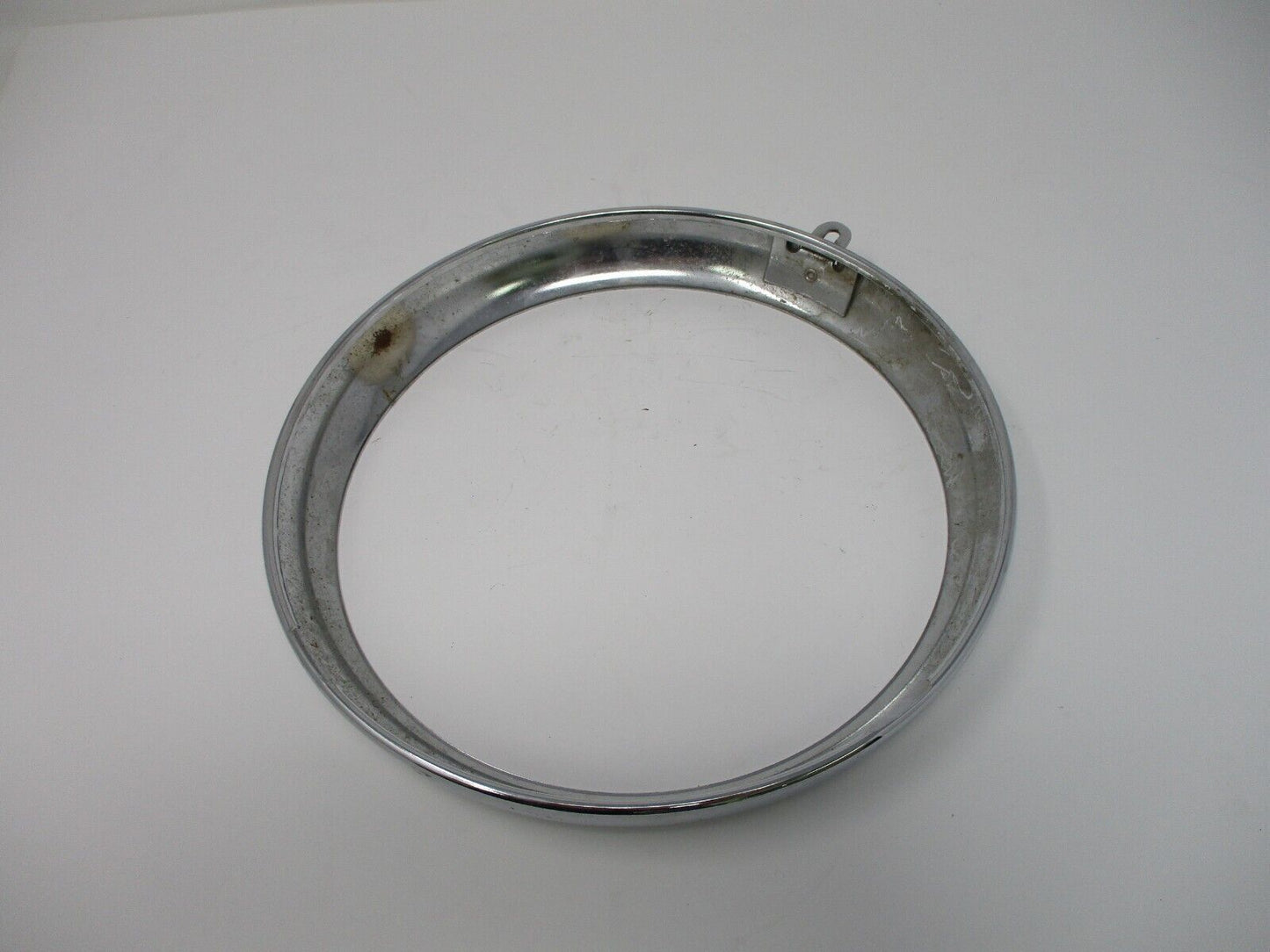 Harley-Davidson OEM 06-13 FL Chrome Headlamp Trim 67712-83A Damaged