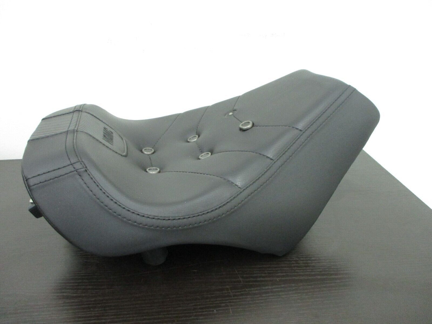 Harley-Davidson Bevel Solo Seat 52000390