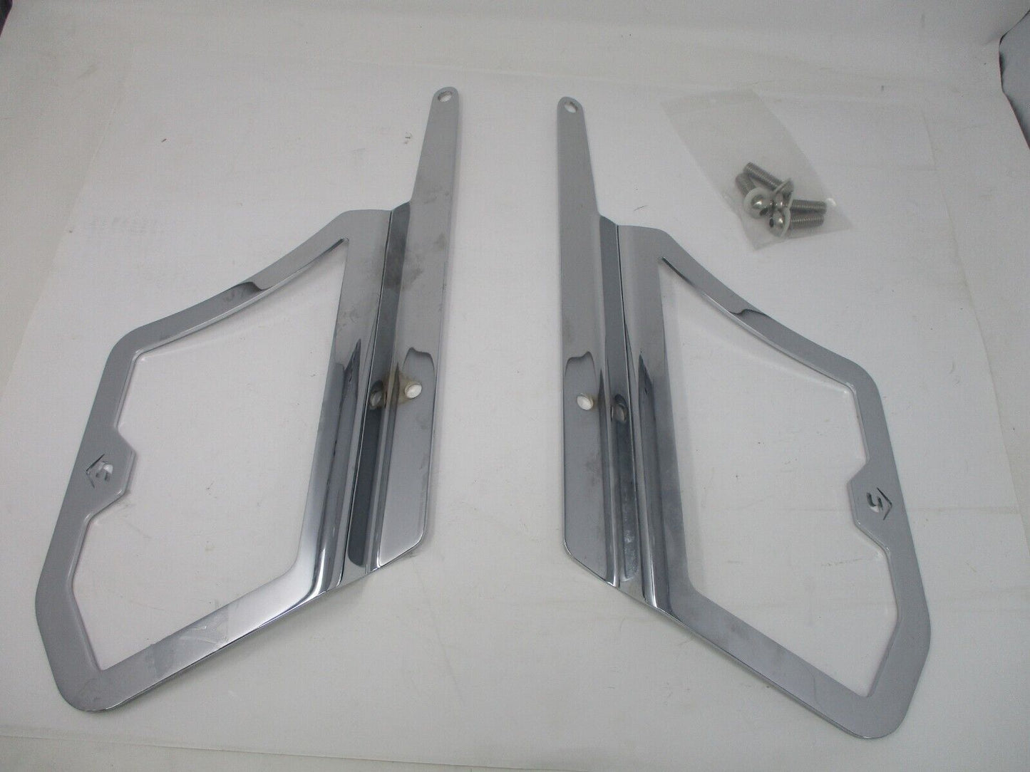 Cobra OEM 00-17 FLST Chrome Saddlebag Supports 602-6100