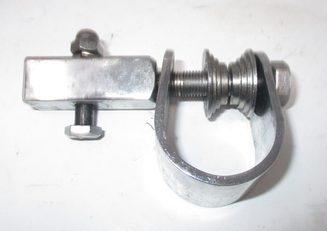 1-1/4" Engine Bar Mount Clamp with Square Foot Peg Mount 1-3/4 Long