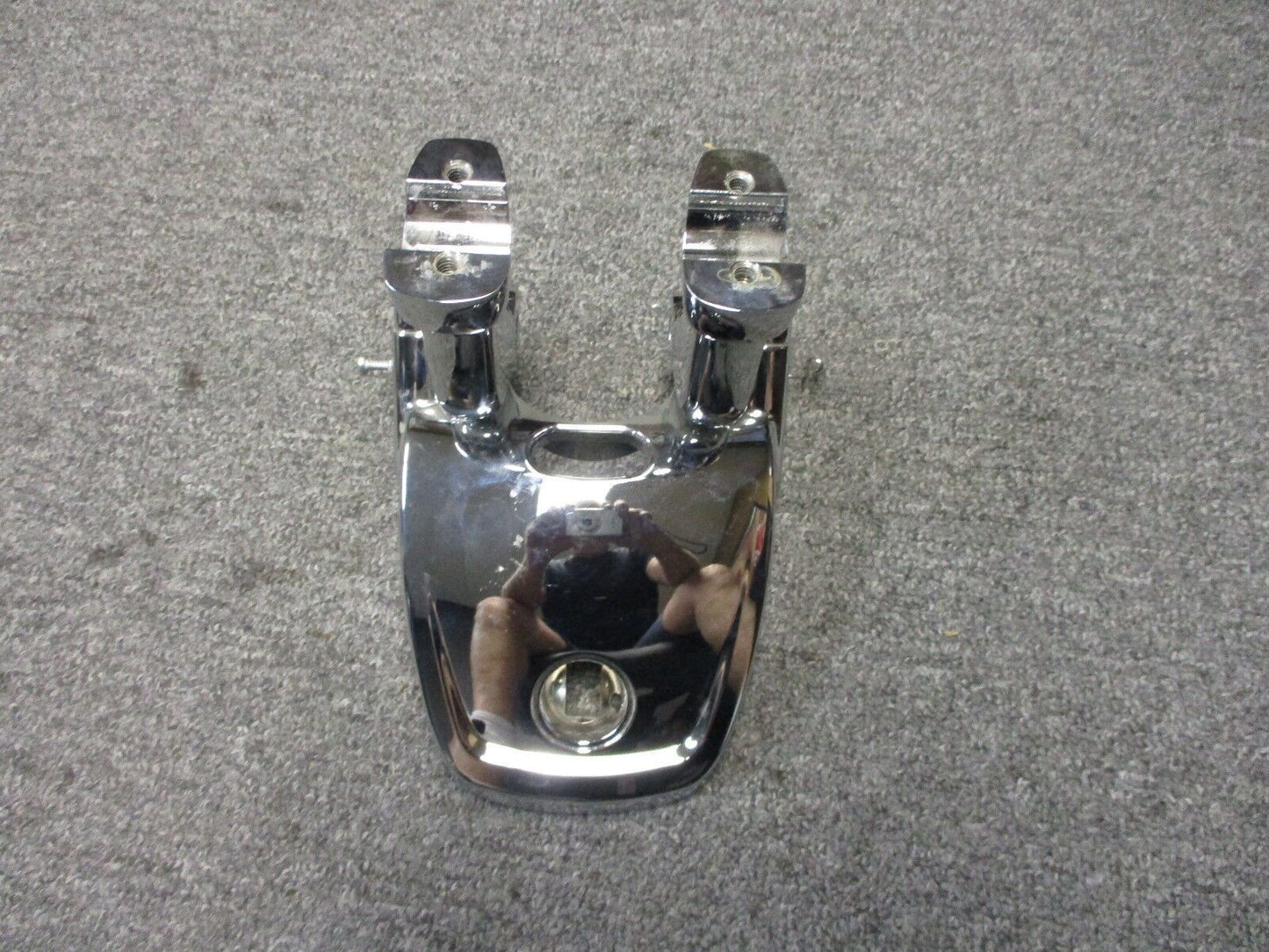 Harley Davidson OEM DYNA Risers 67700193 With Headlight Cover