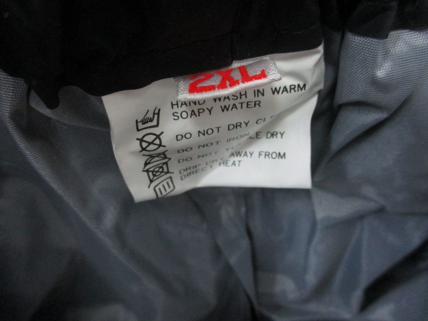 Rainsuit by Hein Gericke 3 XL Jacket and 2 XL Pants w 2 Gloves PFX1192