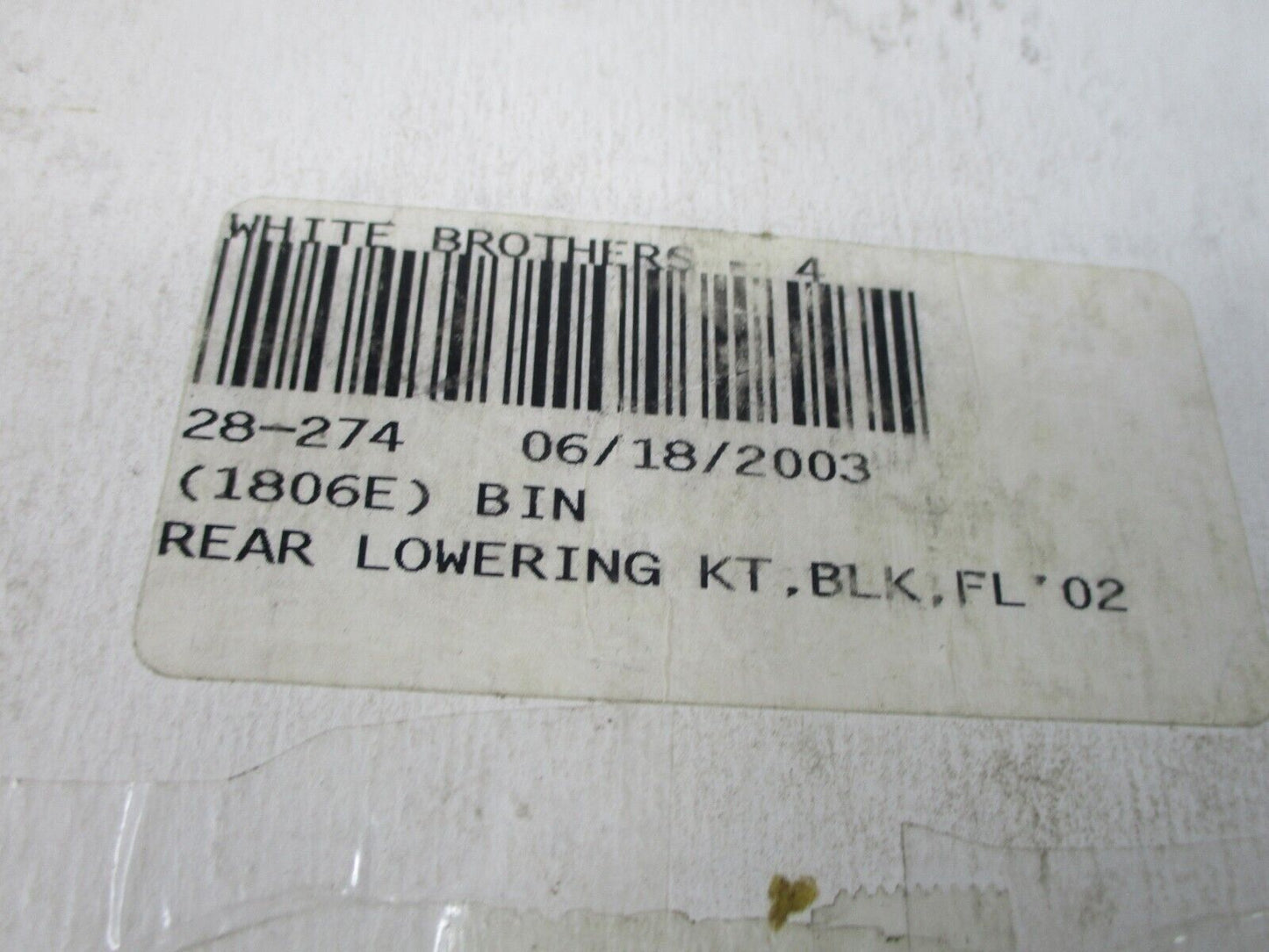 White Brothers 02-03 FL Rear Lowering Kit
