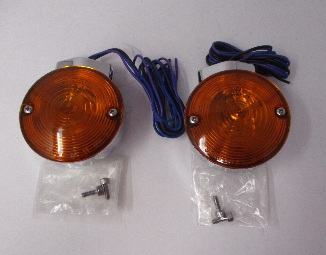 Drag Specialties  Replacement Touring Front Turn Signals   2020-0591