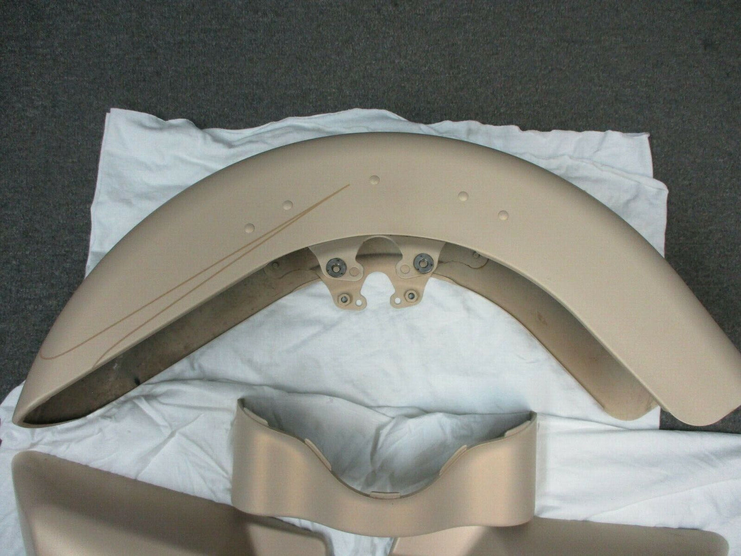 Harley Davidson OEM FLHX F/Fender Side Covers Skirt Sand Camo Denim 58900073DTR