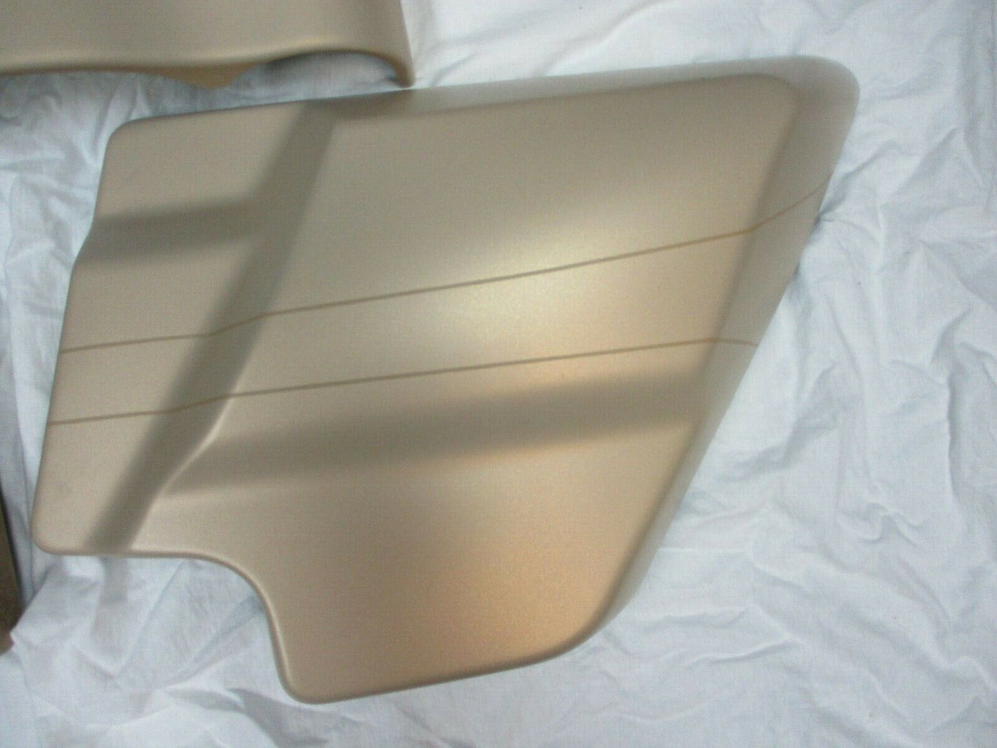 Harley Davidson OEM FLHX F/Fender Side Covers Skirt Sand Camo Denim 58900073DTR