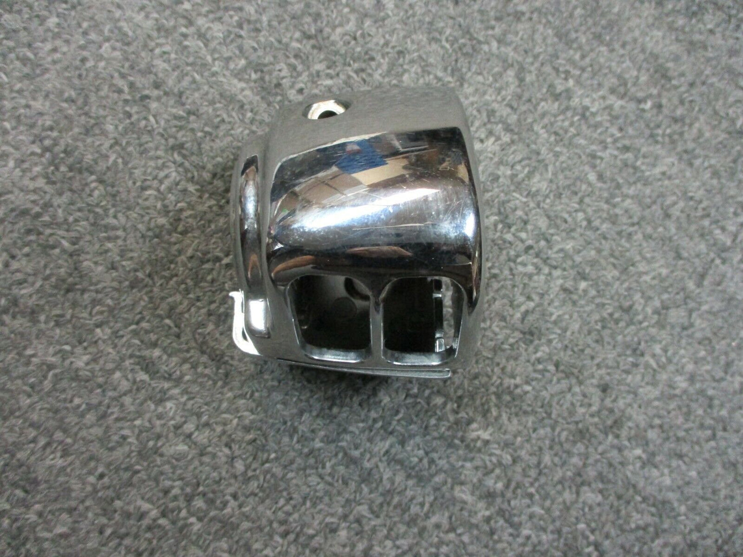 Harley Davidson OEM Left Switch Housings Chrome 71568-96 71563-96 96-17