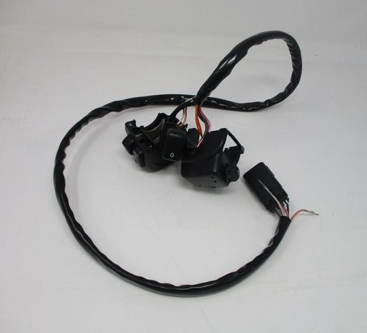 Harley-Davidson OEM Handlebar Control Switch RIGHT SIDE ONLY 70355-08