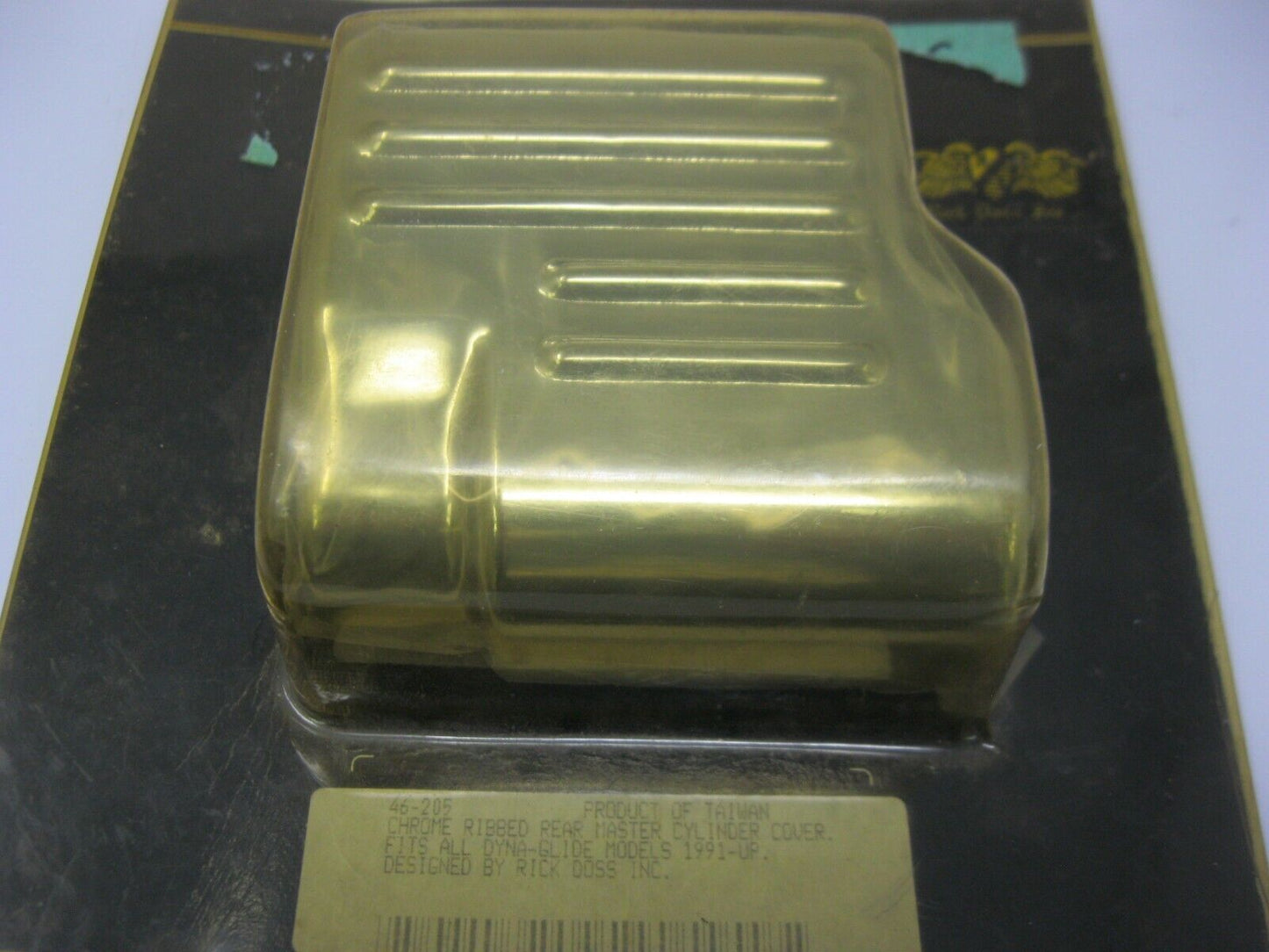 Custom Chrome 91 & Later Dyna-Glide Ribbed Rear Master Cylinder Cover 46-205