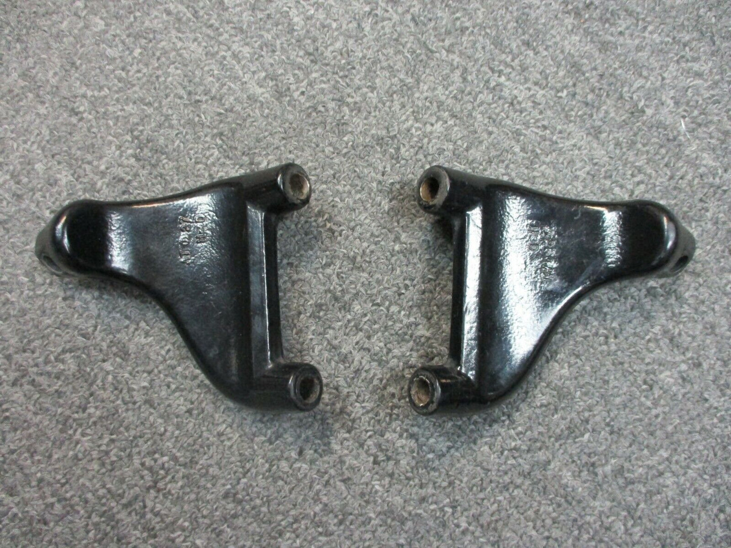 Harley Davidson OEM XL 883/1200 Passenger Peg Mounts 49315-04 49314-04