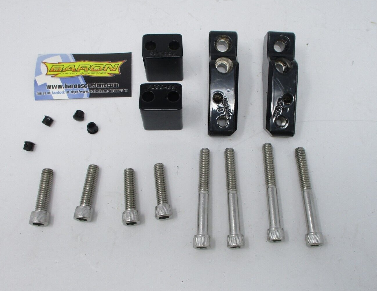 Baron Custom Accessories  Passenger Floorboard Short Comfort Kit  BA 7090-06
