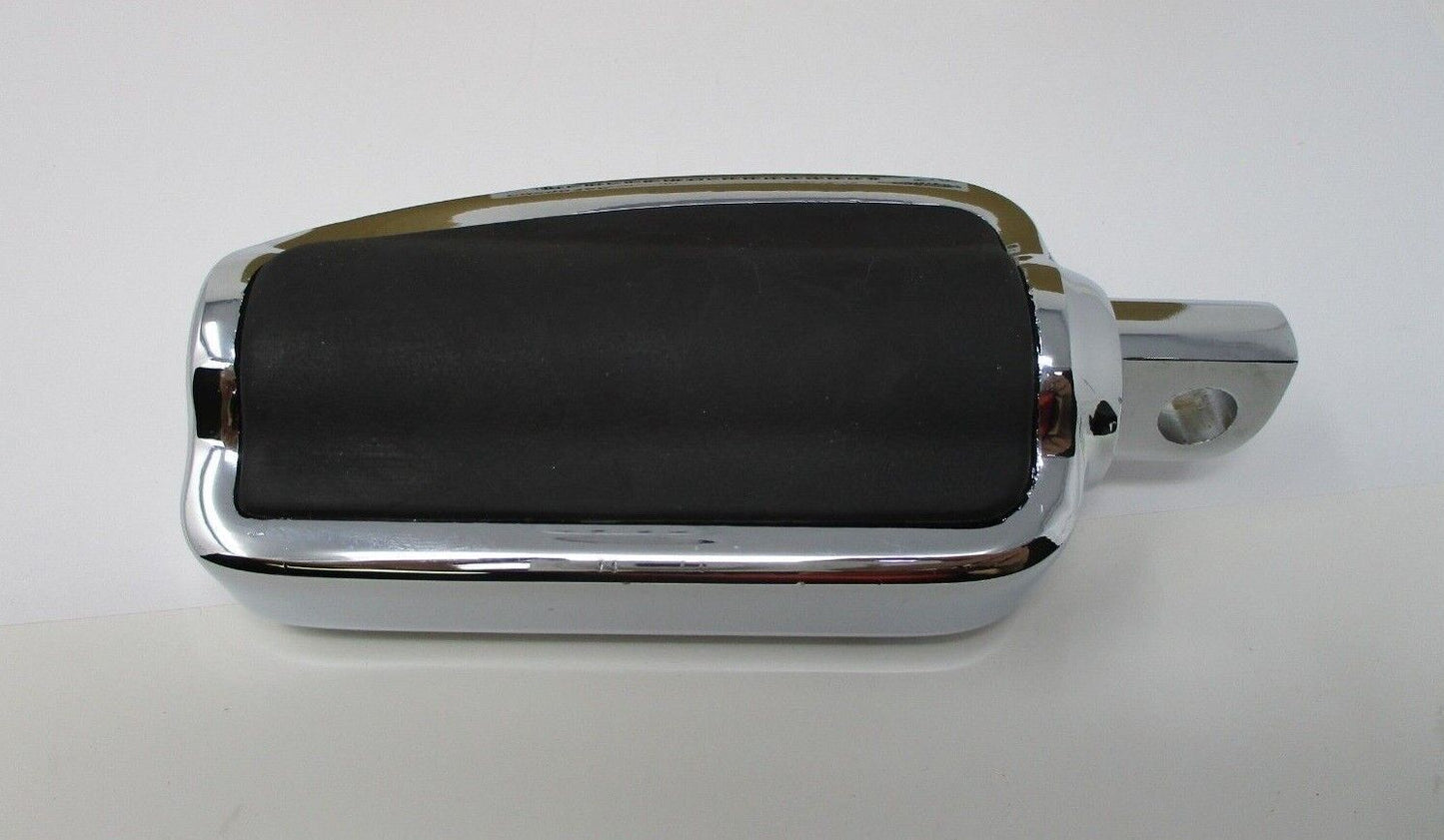 Harley Davidson OEM '16 - '18 FLHXSE CVO RH Passenger Foot Peg Assembly 50500486
