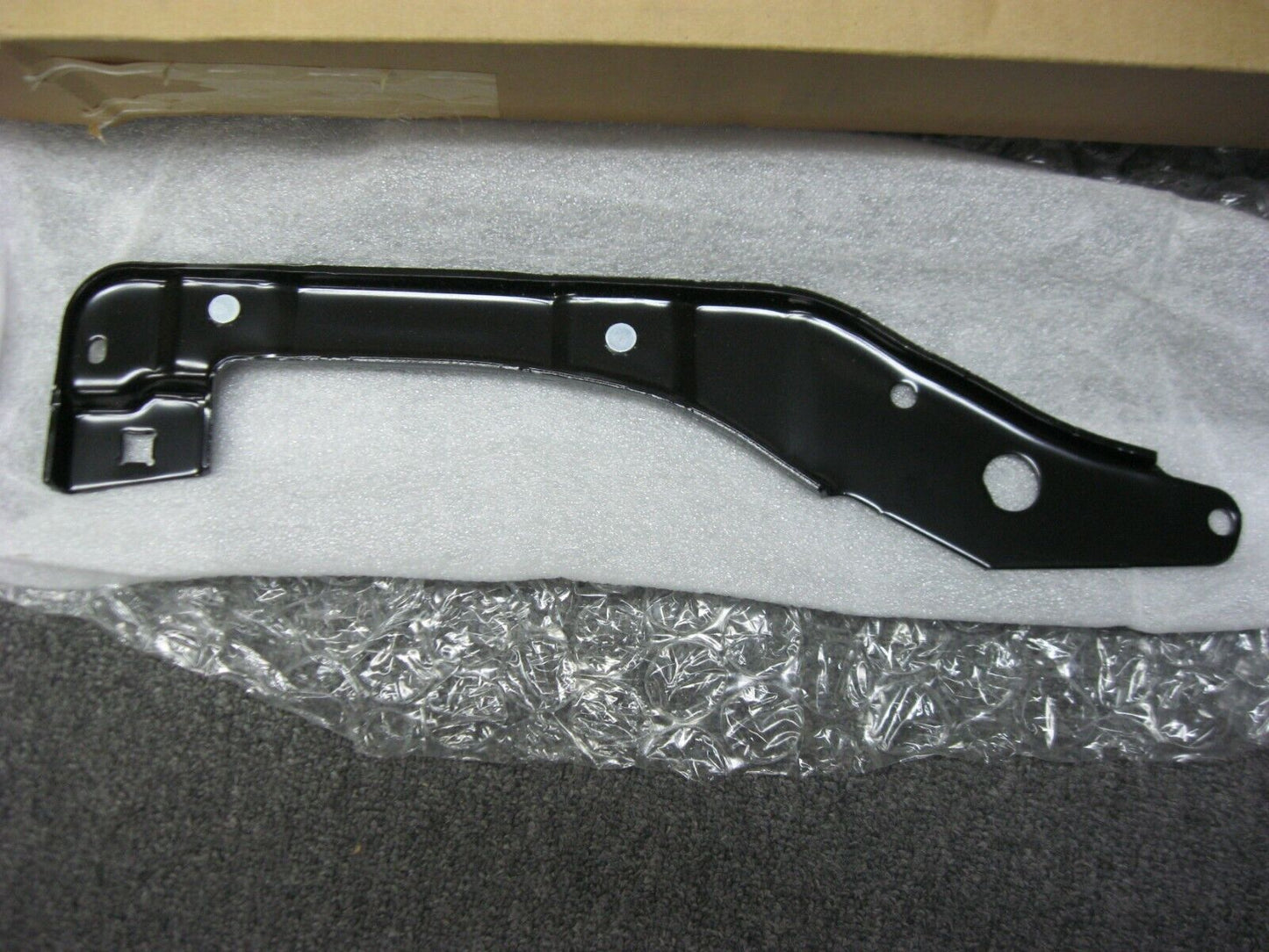 Harley-Davidson OEM VROD Left Hand Rear Fender Support 48485-01A