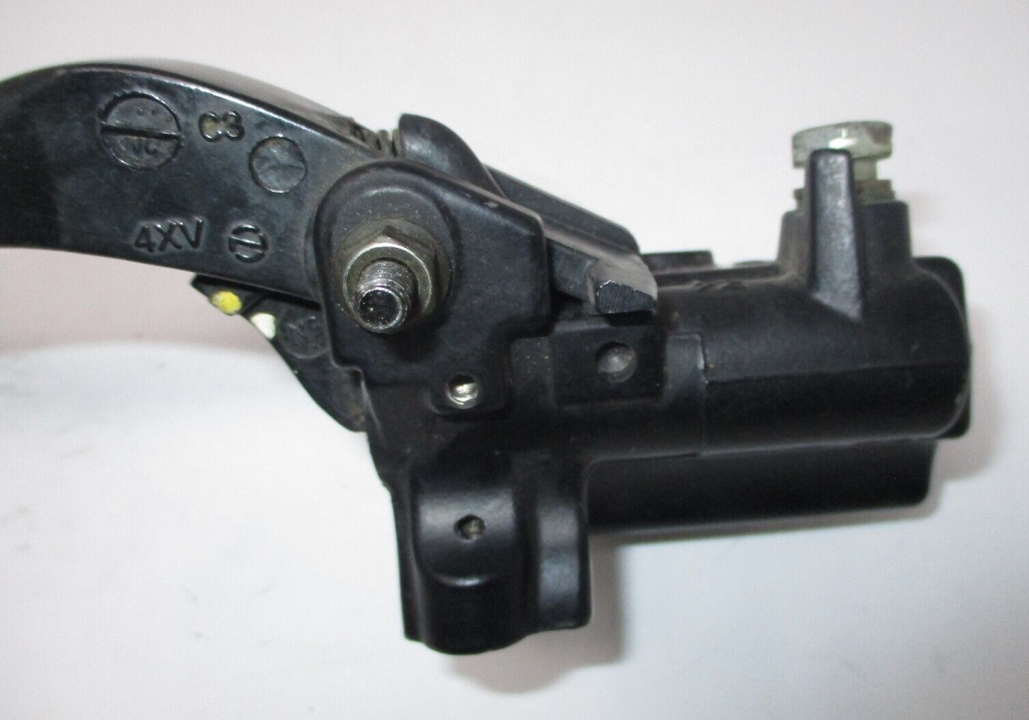 Nissin  1/2 Brake Master Cylinder Unknown Fitment